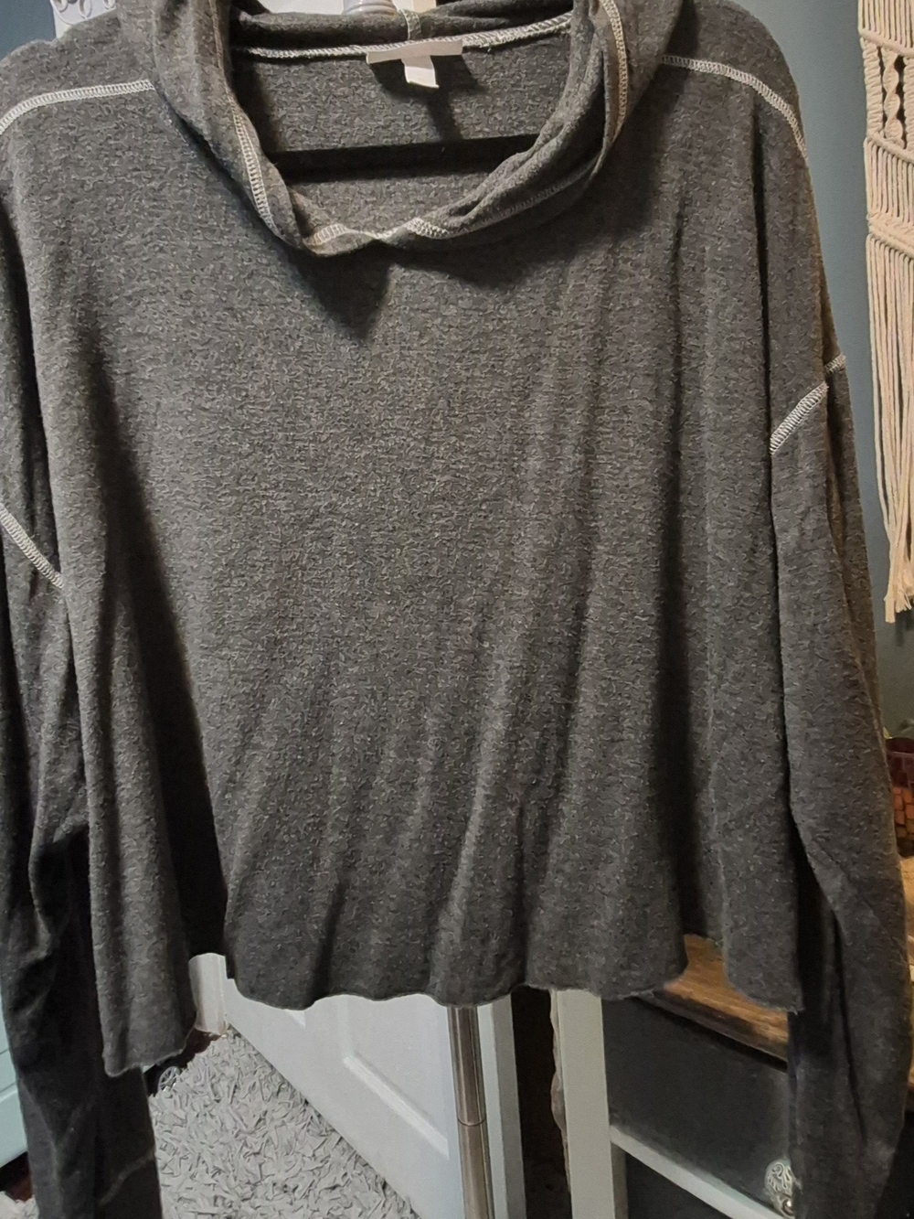 Colsie Cropped Charcoal Lightweight Hooded Top Sz XL